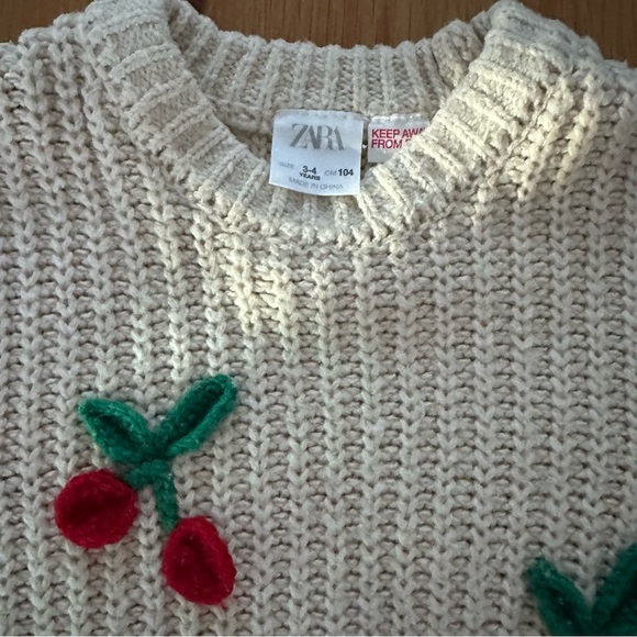 Zara Cream Sweater with Red and Green Embroidery - Picture 2 of 2